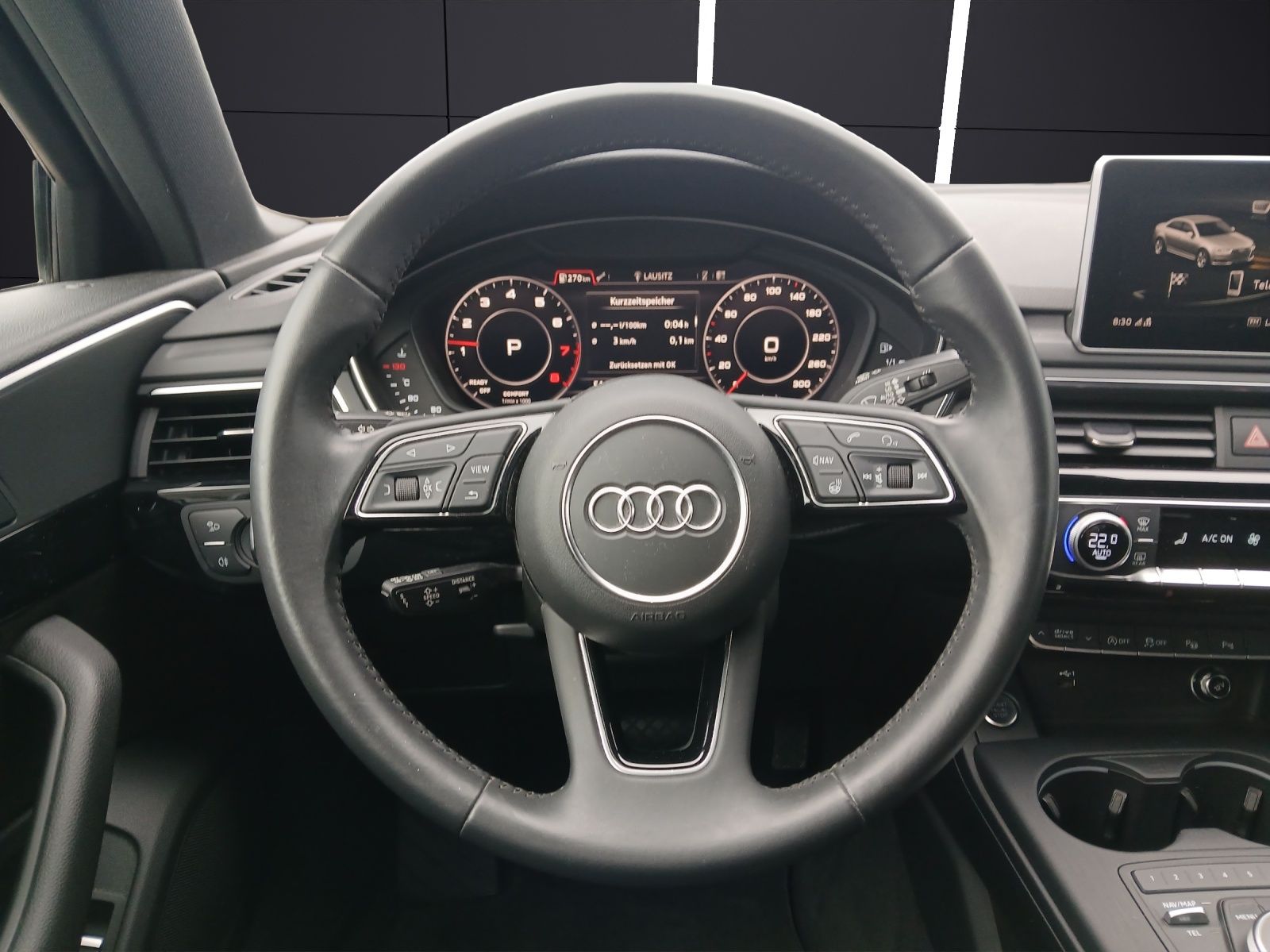 Fahrzeugabbildung Audi A4 TFSI sport S-Line-Black LED AHK Navi AVC ACC