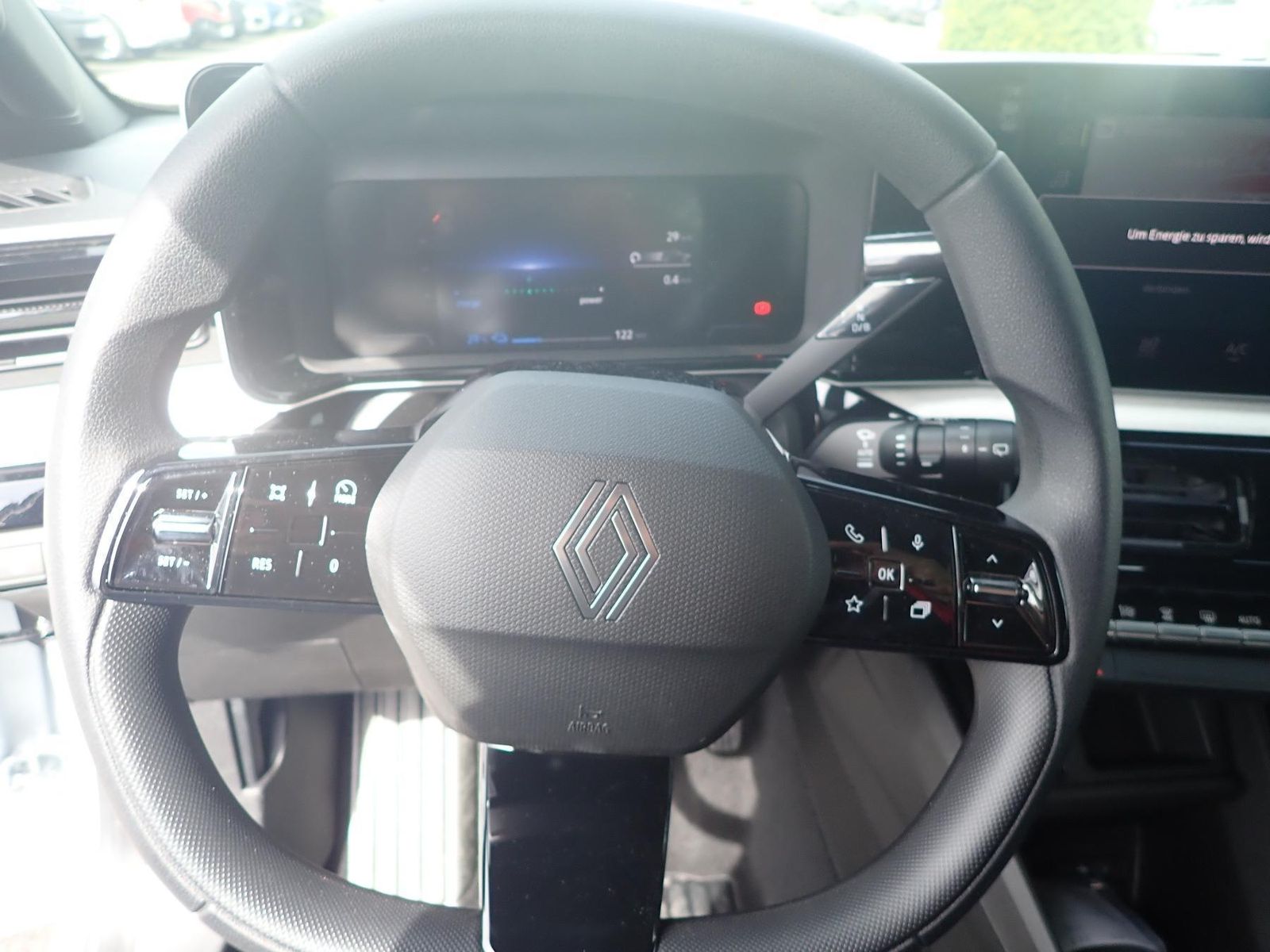 Fahrzeugabbildung Renault R 4 E-Tech elektrisch Advance 150 Comfort Range