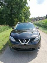 Nissan Qashqai 1.5 dCi DPF Acenta Acenta - Nissan Qashqai mit Diesel-Antrieb: Navigationssystem, Limousine