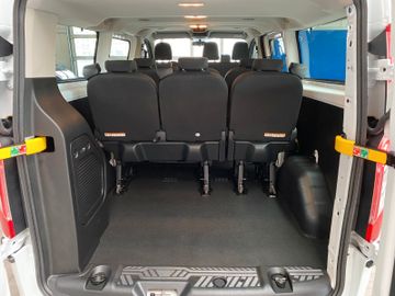 Fahrzeugabbildung Ford Transit Custom Kombi 320 L2 Trend DAB Parkpilot