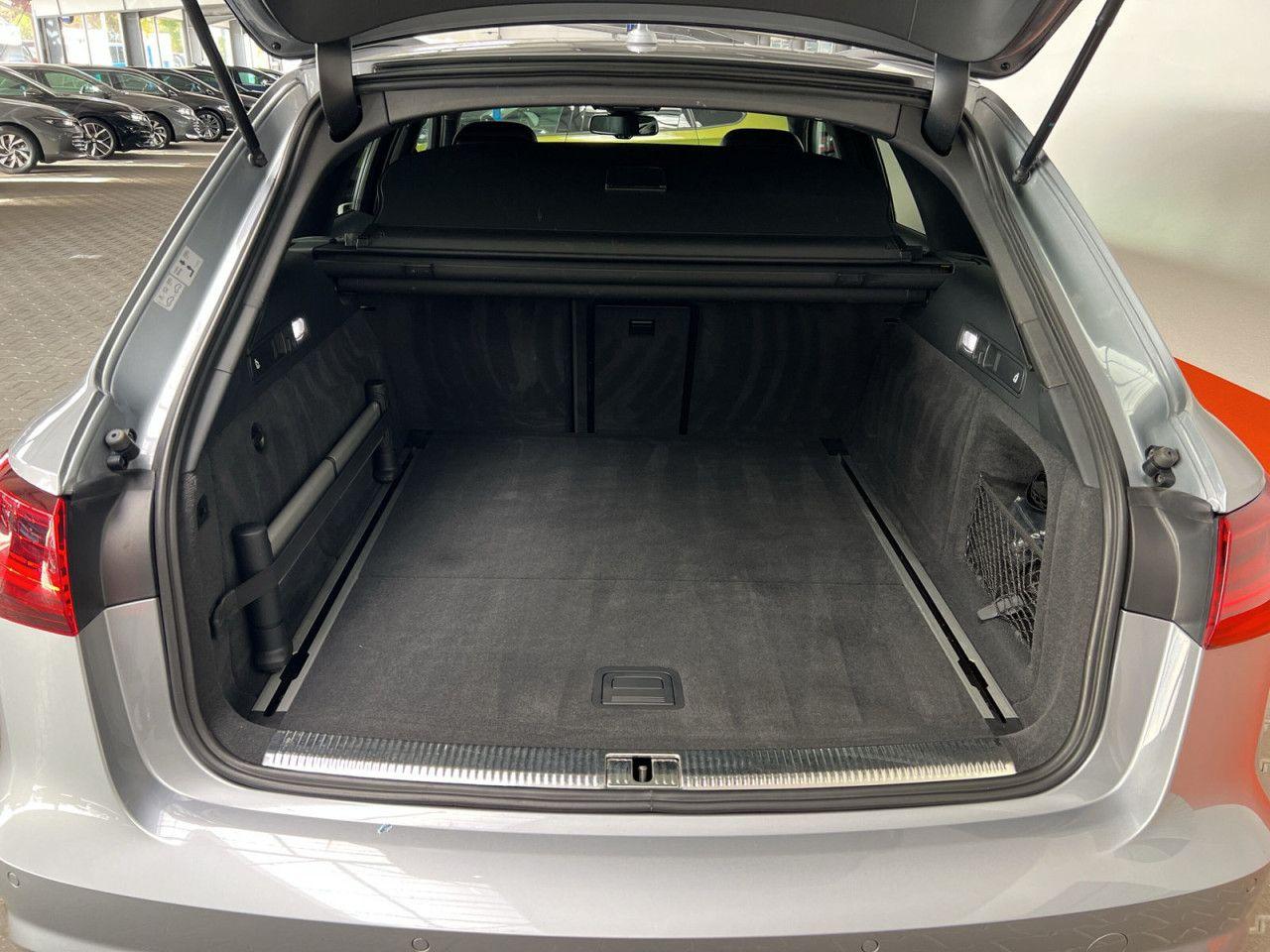 Audi A6 Avant S-Line 3.0 TDI quattro AHK LED STANDHZG