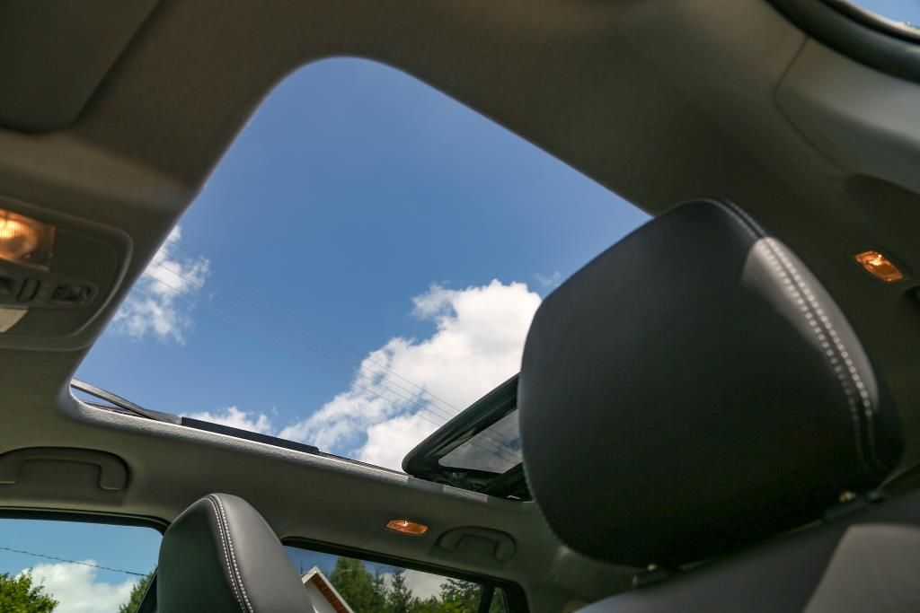 Autohaus Zimpel & Franke - Suzuki S-CROSS 1.4 COMFORT+ ALLGRIP+ NAVI+PDC+SHZ - Bild 9 Autohaus Zimpel & Franke - Suzuki S-CROSS 1.4 COMFORT+ ALLGRIP+ NAVI+PDC+SHZ - Bild 9