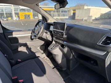 Fotografie des Opel Zafira 2.0 D XL AT Edition