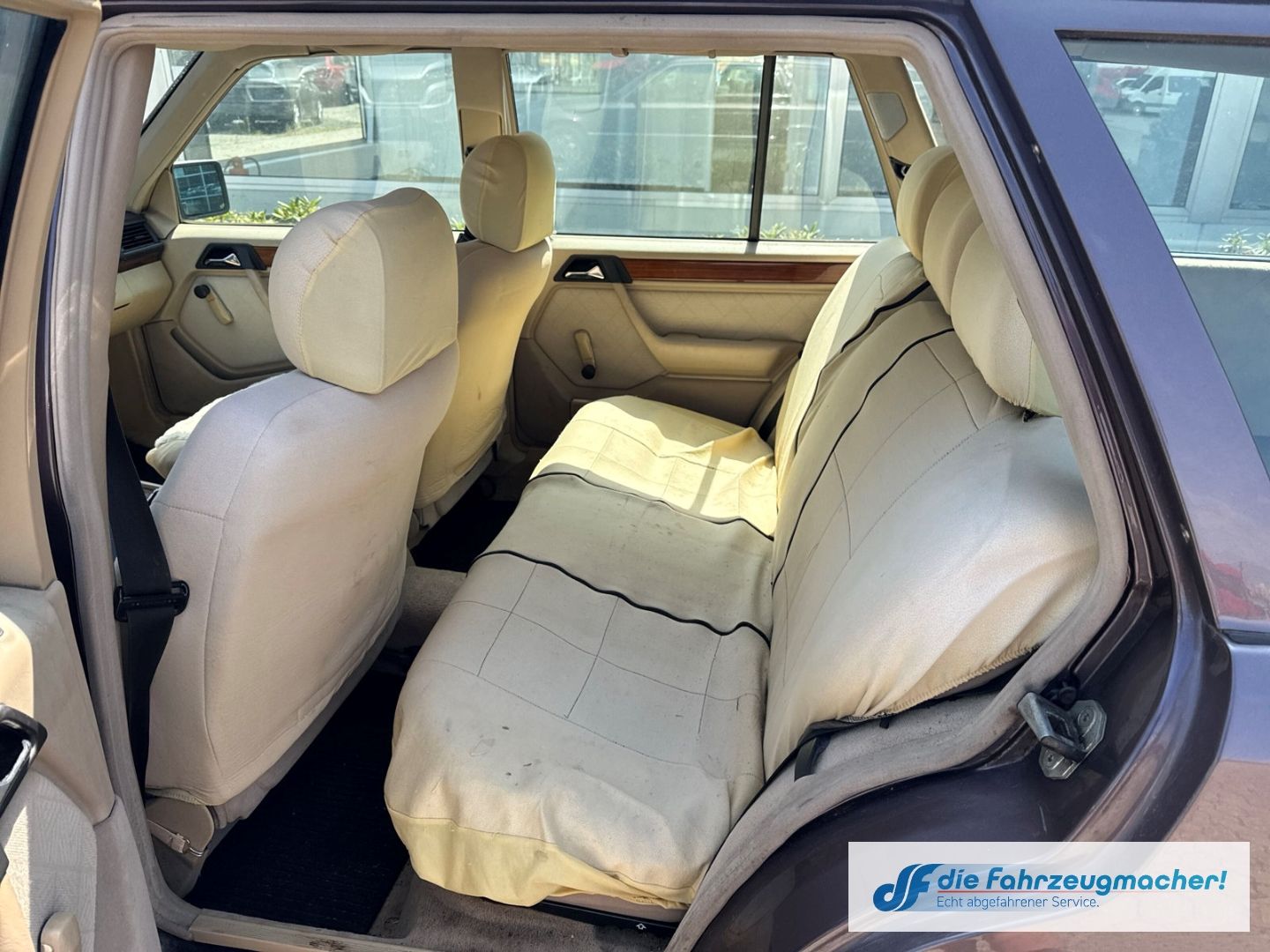 Fahrzeugabbildung Mercedes-Benz E 220 ET-Modell 220TE Alarm el.SP Spieg. *EXPORT