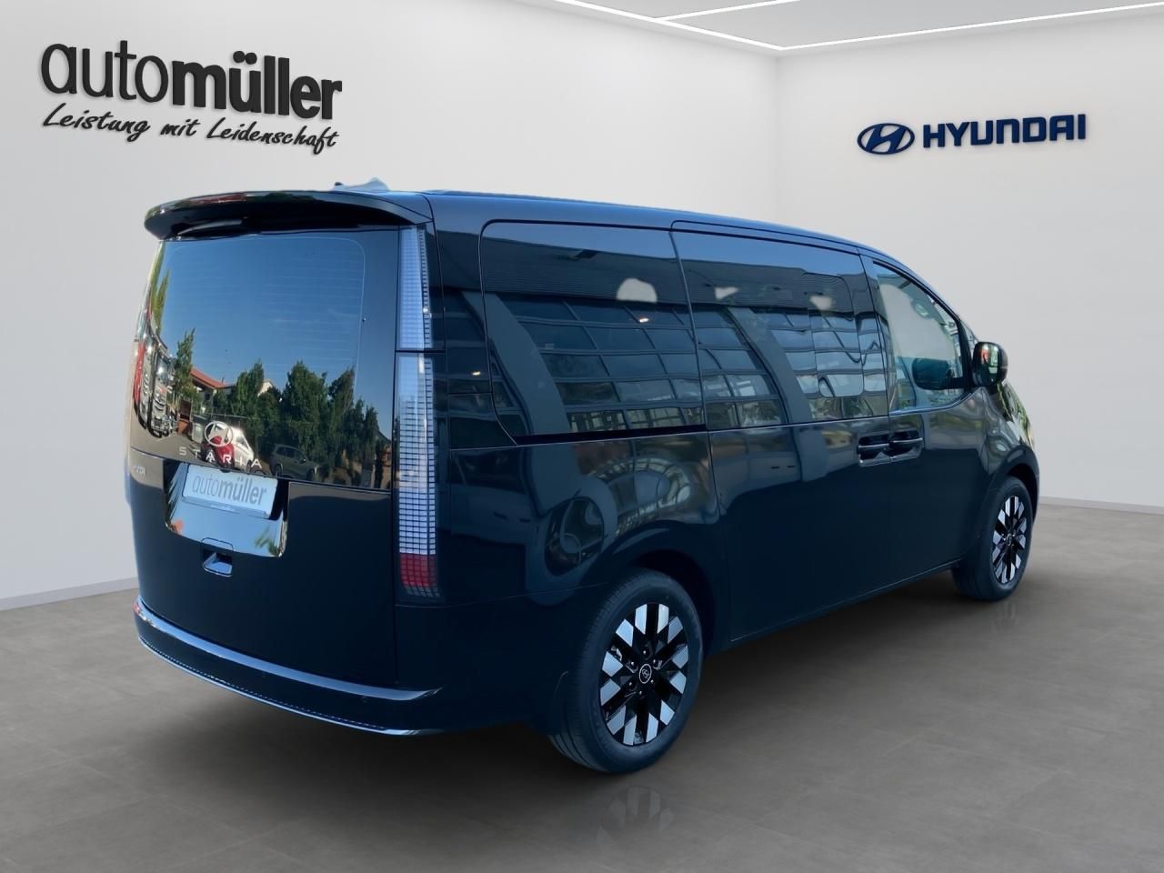 Fahrzeugabbildung Hyundai STARIA Signature Panoramadach Standheizung*Klima