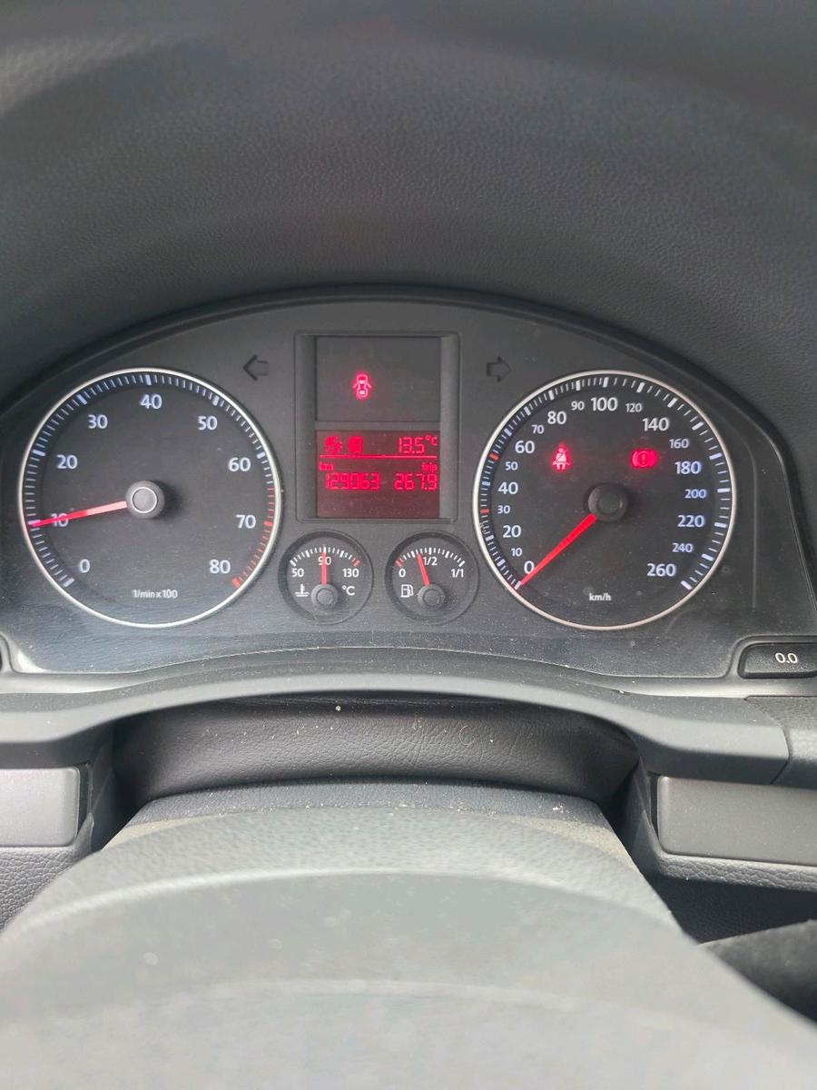 Volkswagen Golf 2009 — photo 6