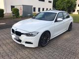 BMW 335i xDrive F30 M Paket HeadUp Keyless... - BMW 335 in Duisburg