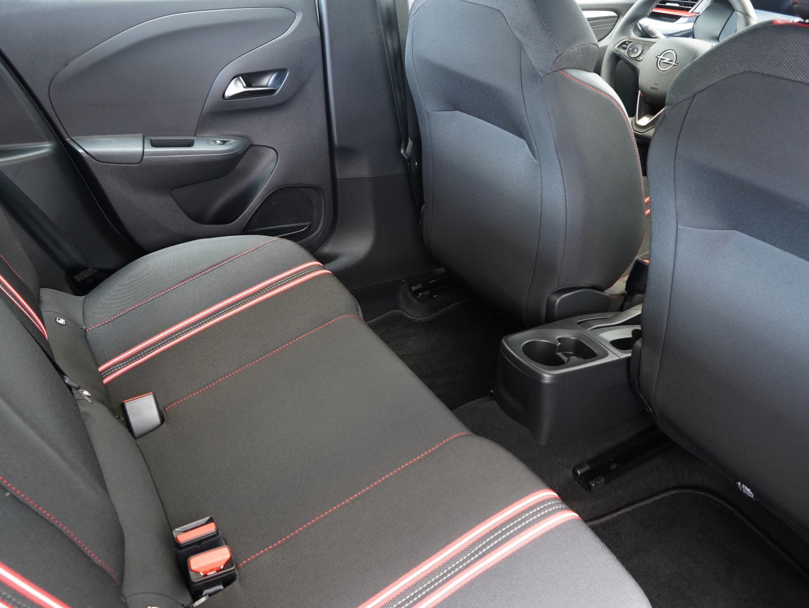 Fahrzeugabbildung Opel Corsa F 1.2 Turbo GS CARPLAY/LED/PDC/SHZ