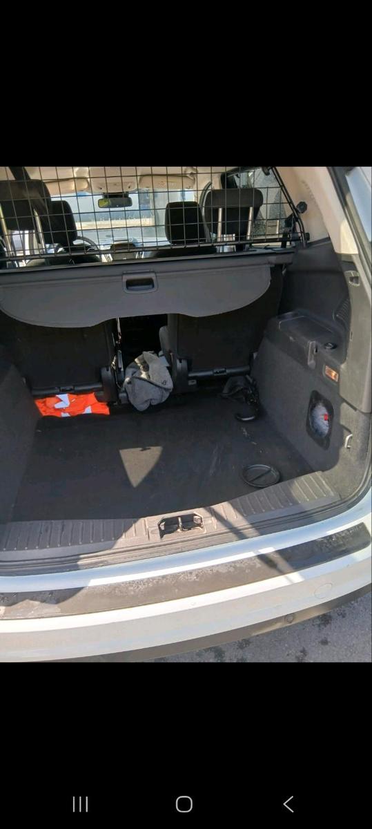 Ford Grand C-MAX 2015 — photo 11