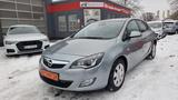 Opel ASTRA J 1.6  AUTOMATIK 5-türig Winterpaket - Opel Astra: Türig
