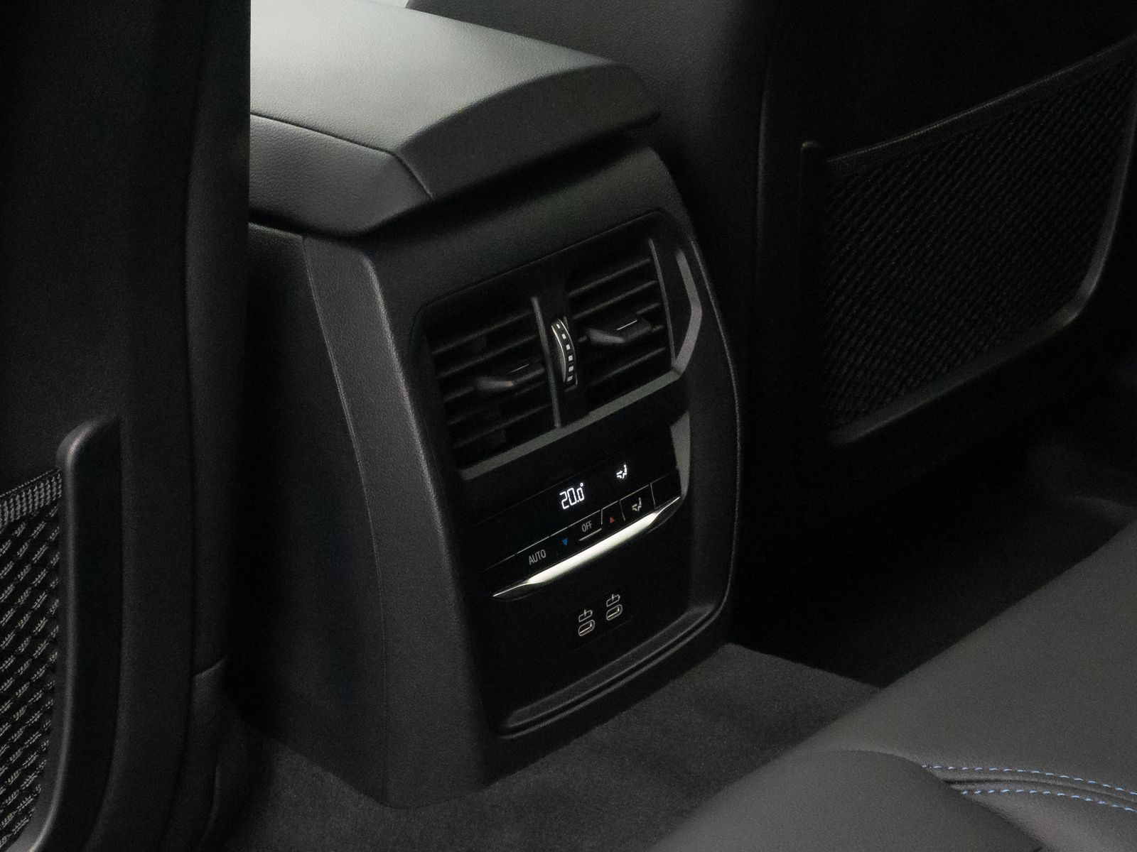 Fahrzeugabbildung BMW 420 Gran Coup&eacute; MSport Kamera DAB AHK HiFi 18Zoll