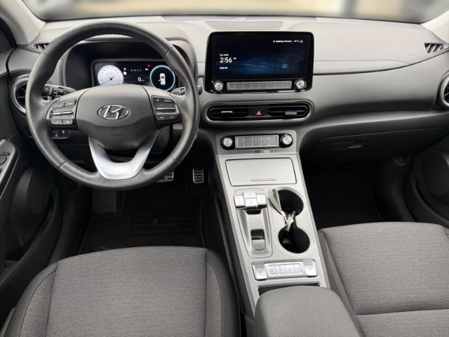Fahrzeugabbildung Hyundai KONA Edition 30+ Elektro 2WD +KLIMA+NAVI+PDC+UVM