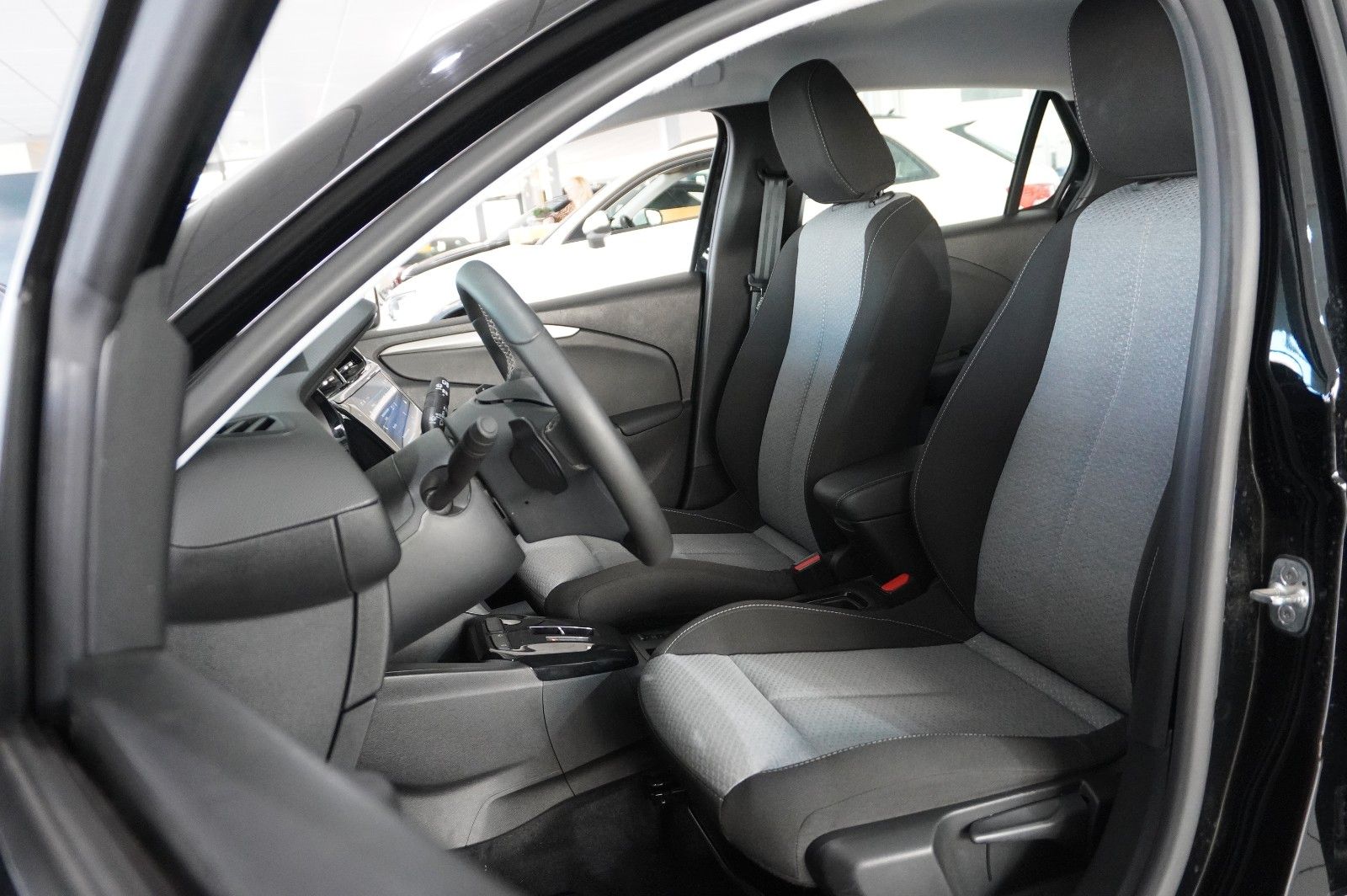 Fahrzeugabbildung Opel Corsa F 1.2T EDITION NAVI/LED/SPORT/SHZ/PDC/DAB+