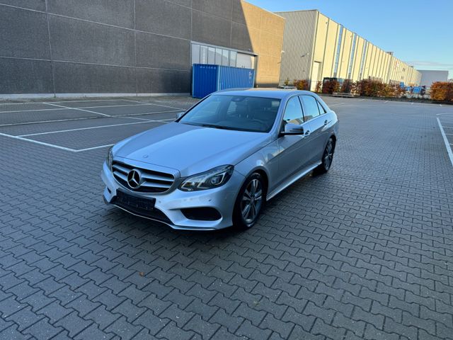 Mercedes-Benz E 220 CDI BlueTec AMG PAKET COMMAND LED LEDER