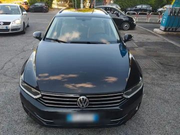Volkswagen Passat - 5