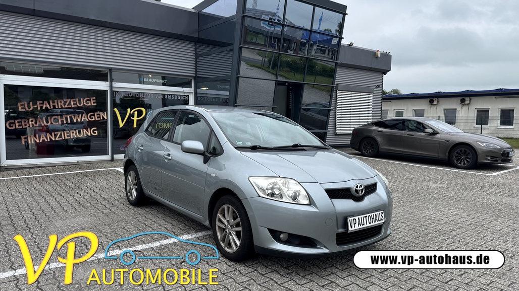 Toyota Auris Life