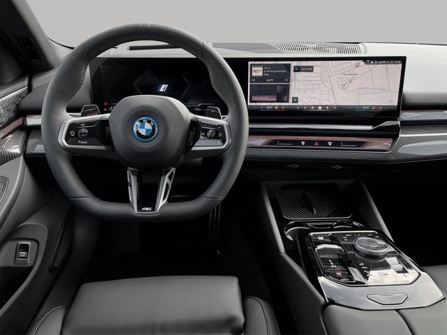 Foto Nummer 11: BMW 550e xDrive