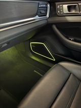 Porsche Panamera 4 E-Hybrid Platinum Edition Platinu... - Porsche Panamera: Platinum Edition