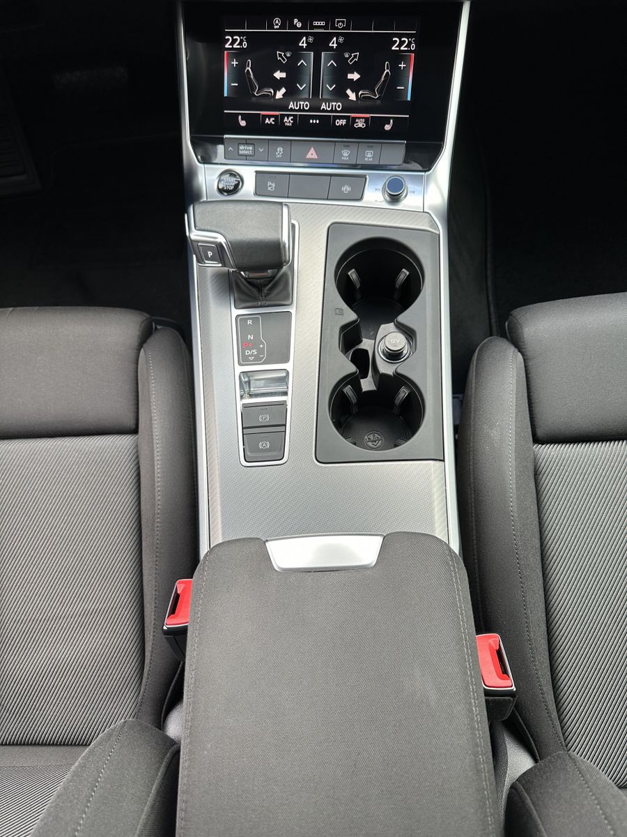 Fahrzeugabbildung Audi A6 Avant 40 TDI S-Tronic Sport NAV+LED+AHK+ACC