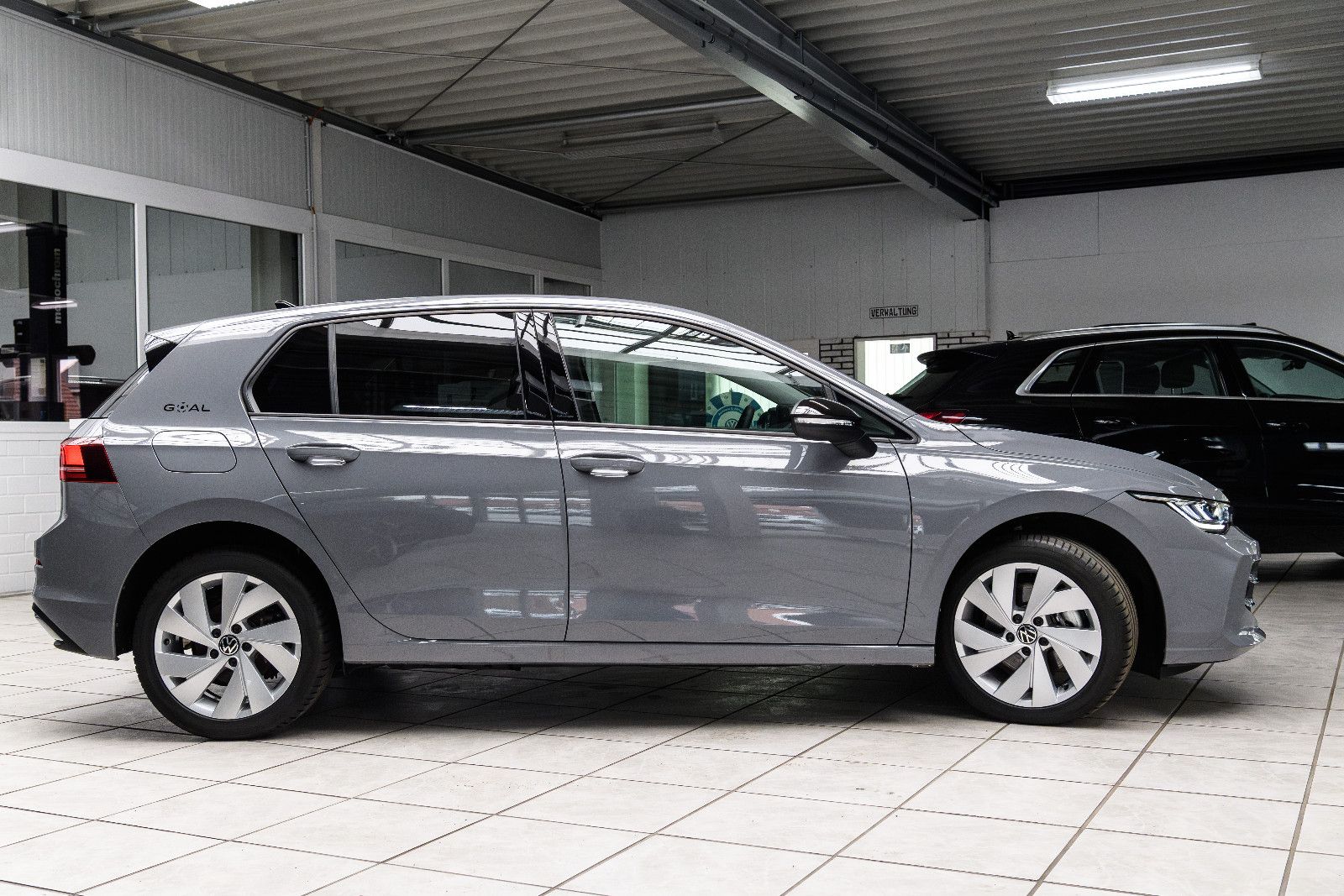 Fahrzeugabbildung Volkswagen Golf VIII Goal 1.5 TSI eHybrid LED+KAMERA+5J.GAR