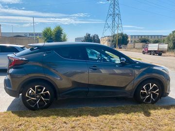 Toyota C-HR - 4