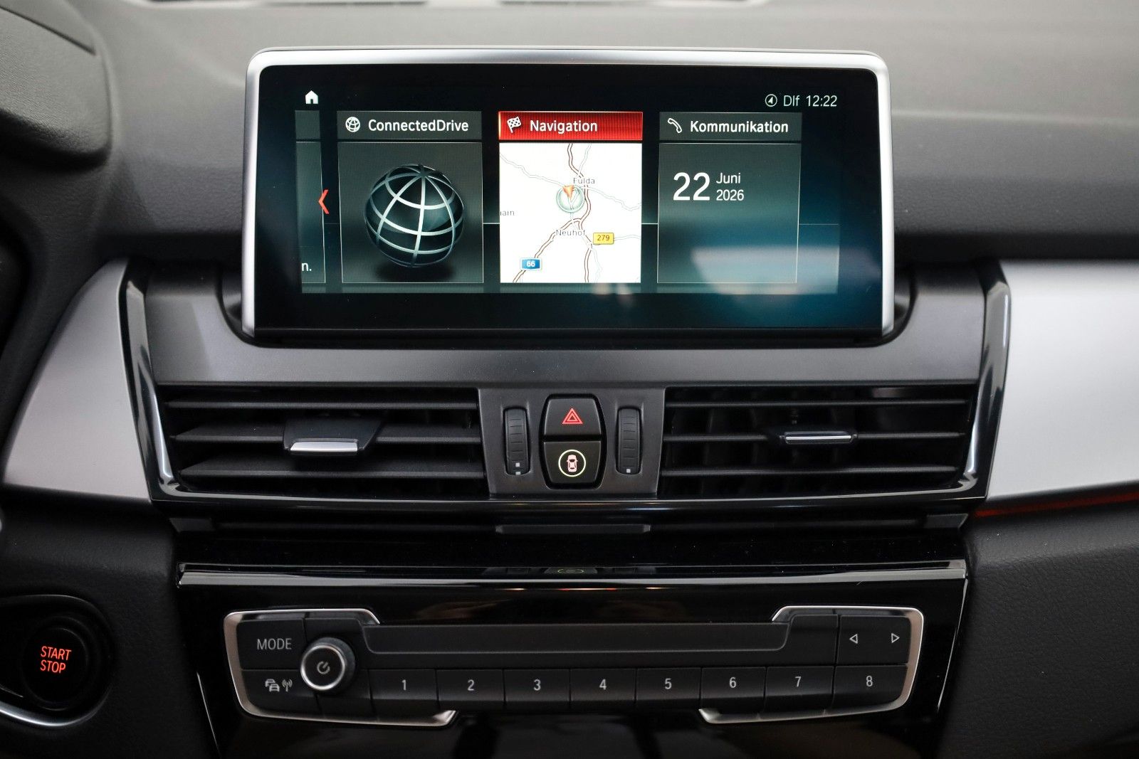Fahrzeugabbildung BMW 225xe Active Tourer Advantag Navi,LED,HUD,SH,PDC