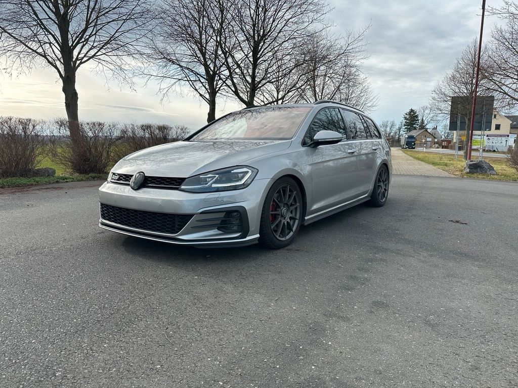 Image of Volkswagen Golf