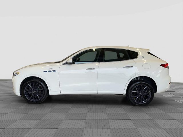 Andere MASERATI Levante Levante 330 CV MHEV AWD GT