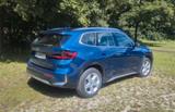BMW X1 sDrive, AHK, Pada, keine Kratzer oder Dellen - : Blau, Automatik, mit Klimaanlage, Keine Oder