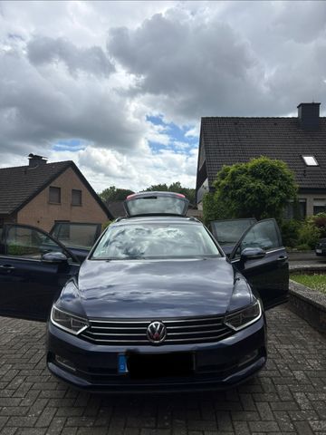 VW Passat Variant 2.0 TDI DSG BMT Trendline Var...