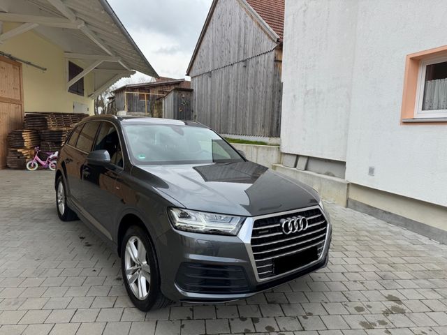 Audi Q7 3.0 TDI quattro S-Line Deutsche Auto