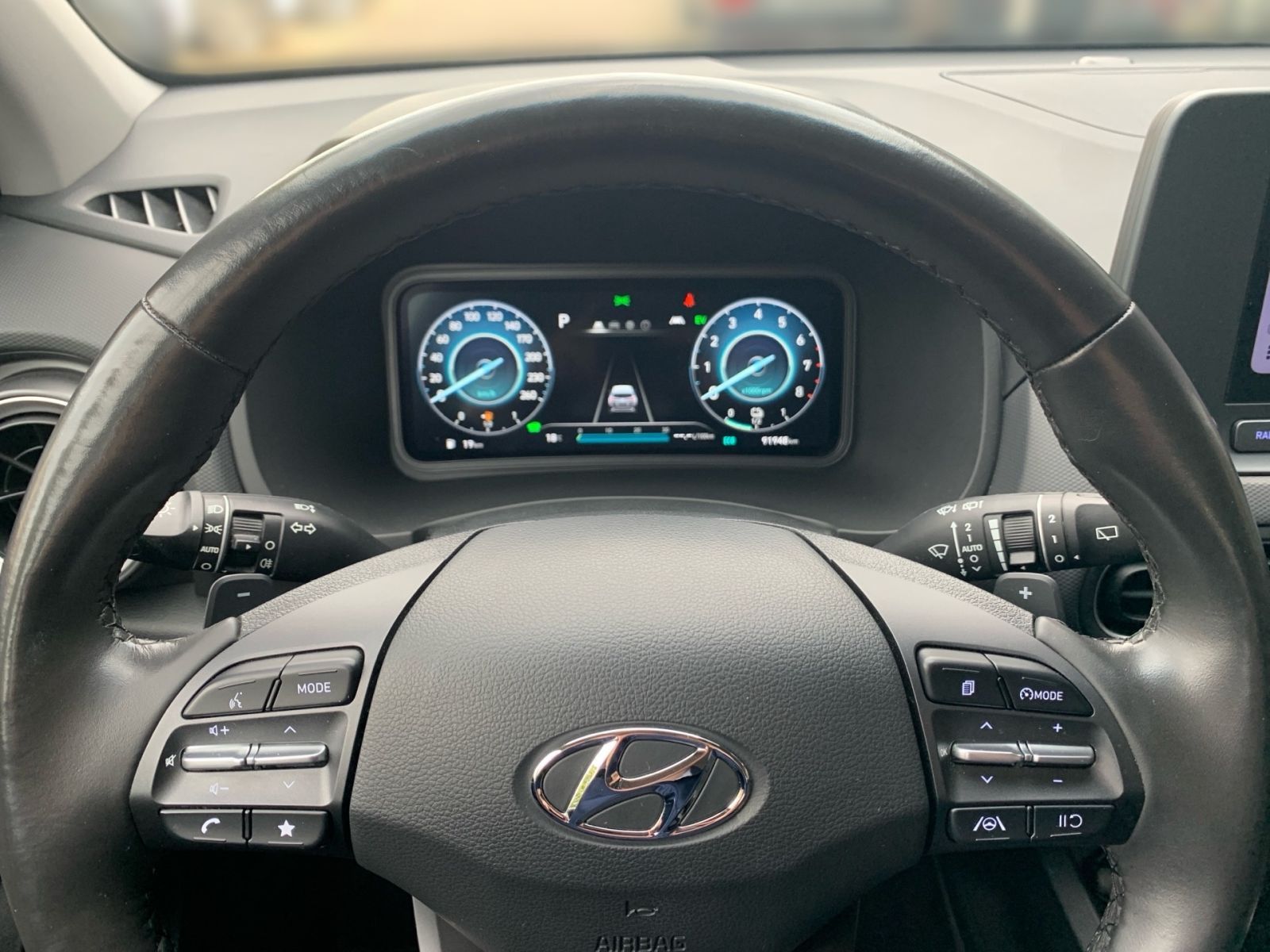 Fahrzeugabbildung Hyundai KONA 1.6 GDI Trend Hybrid Allwetter