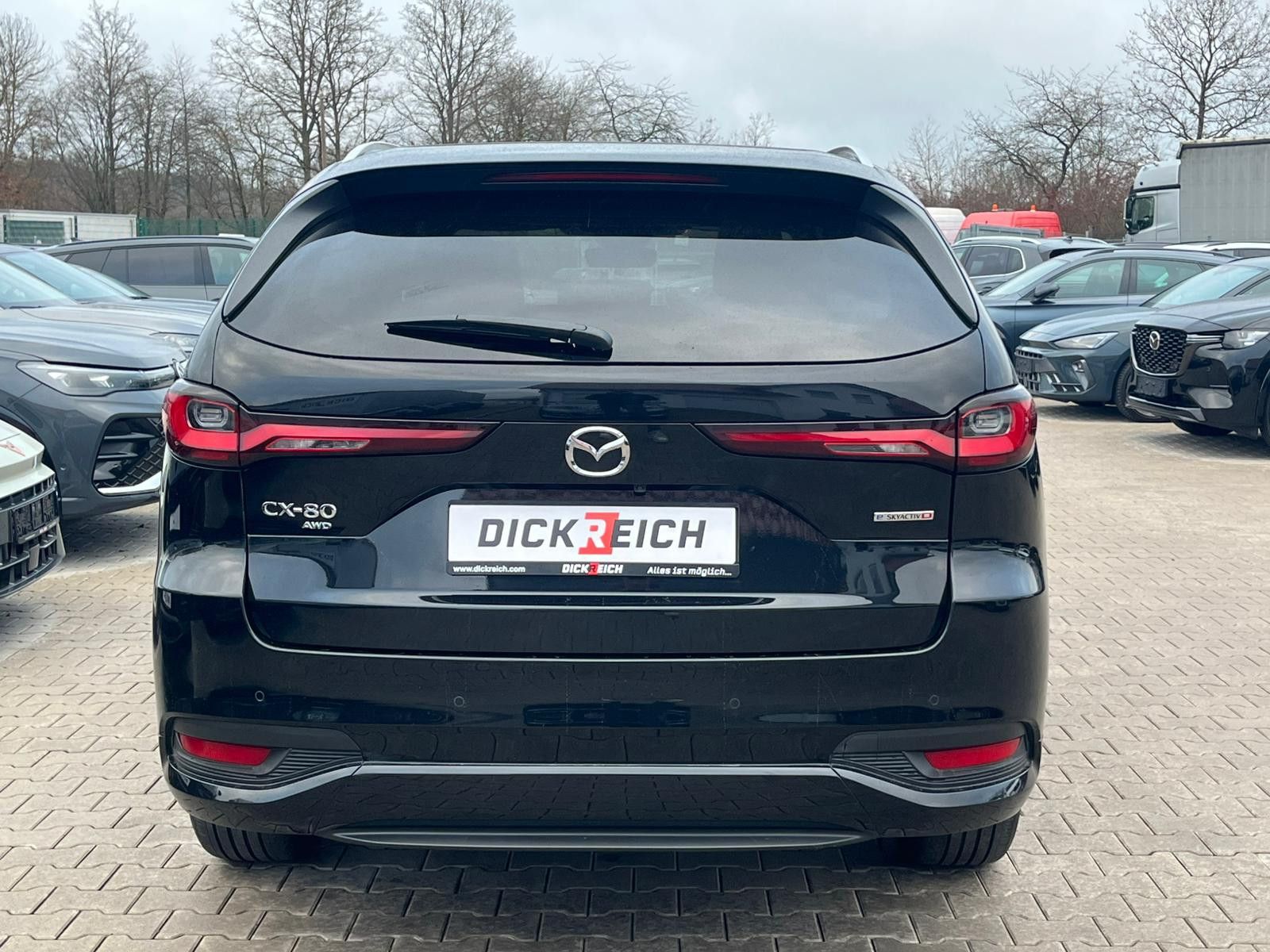 Vehicle illustration Mazda CX-80 3.3L Homura Plus PANO*HUD*BOSE*NAPPA*7SIT