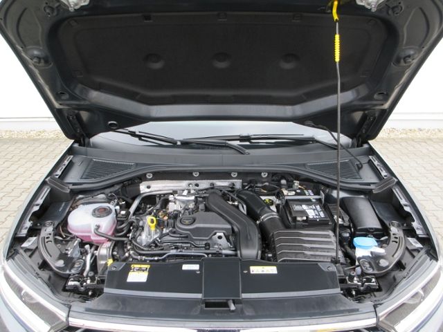 T-Roc 1.5 TSI DSG R-Line AHK/LED-PLUS/NAVI+RFK/A