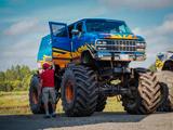 Chevrolet Chevy Van Monster Truck Bus - Chevrolet: Truck