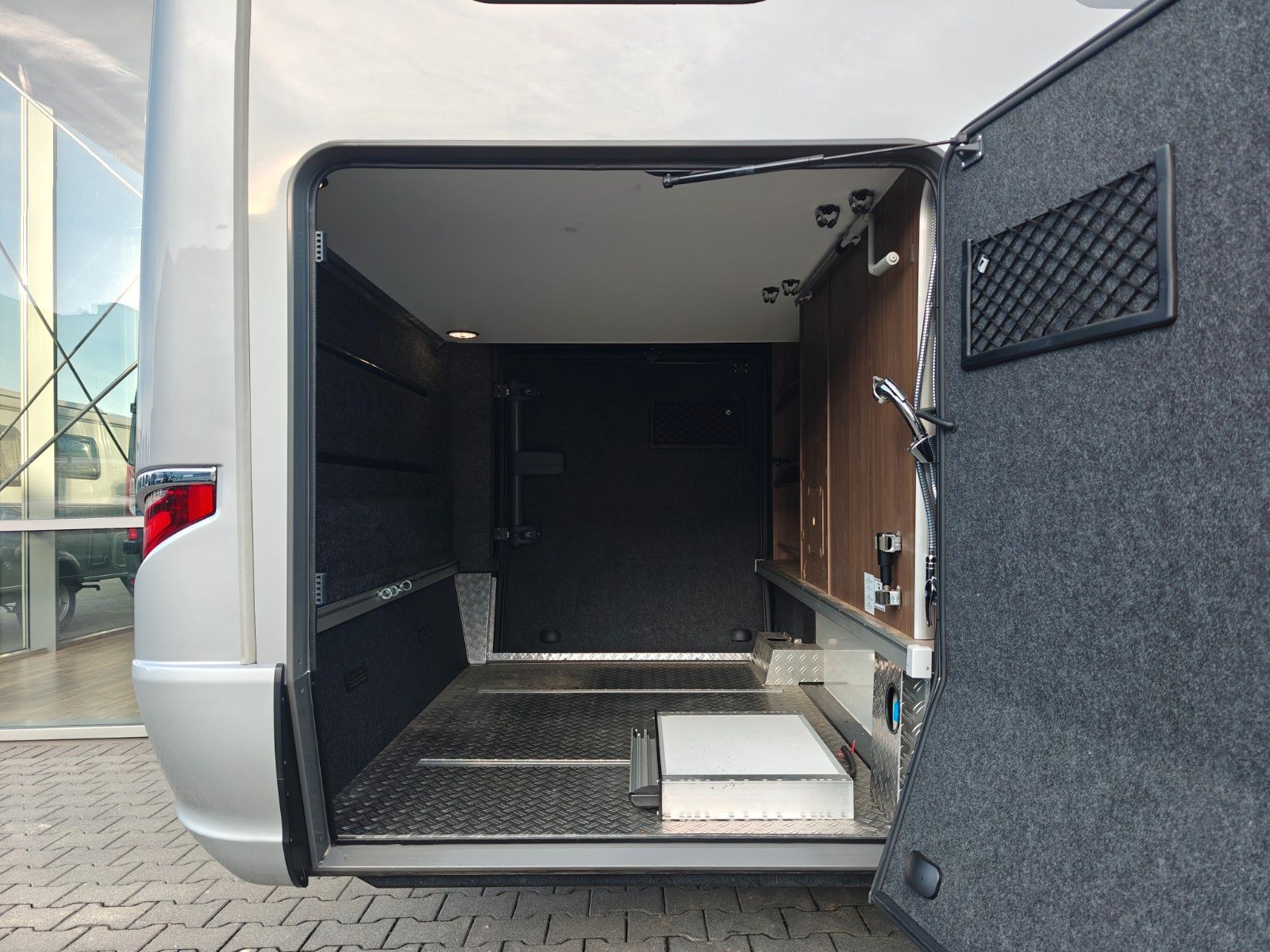 Fahrzeugabbildung HYMER / ERIBA / HYMERCAR B-KLASSE ML I 780 MASTERLINE - AUS ERSTBESITZ
