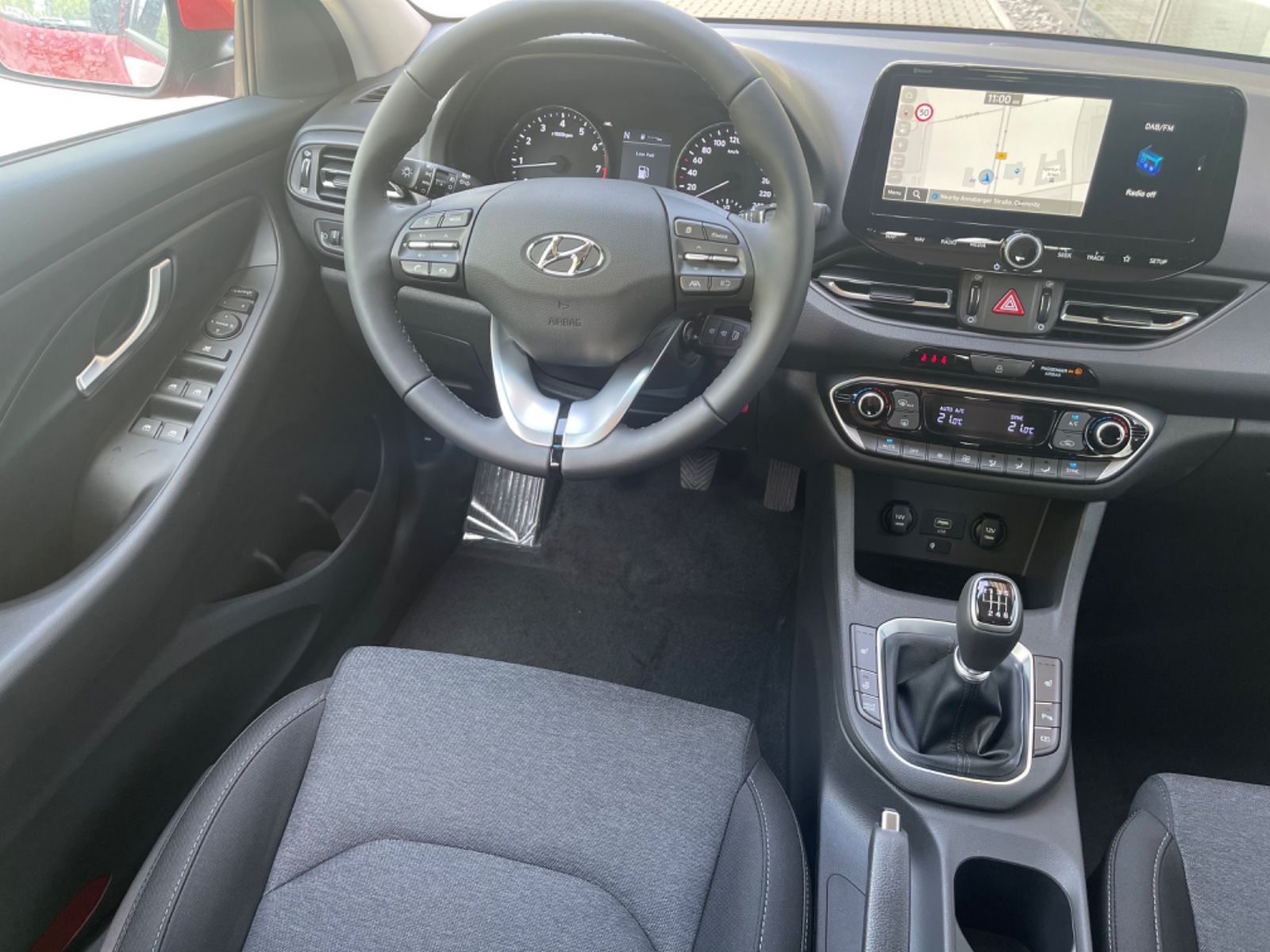 Fahrzeugabbildung Hyundai i30 FL 1.5 T-GDI iMT TREND NAVI SHZ LHZ