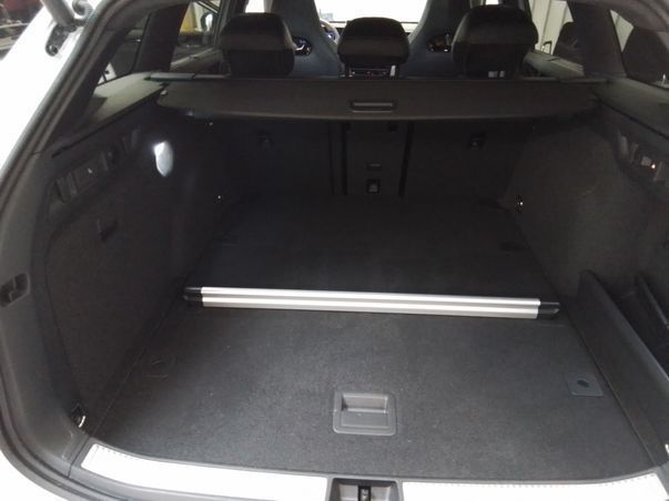 Volkswagen Passat Variant - Bild 10