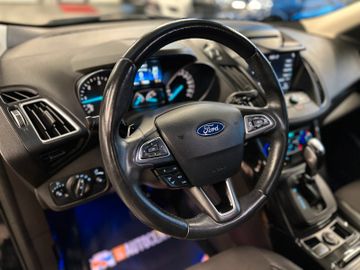 Ford Kuga Titanium *1. Hand*Klima*SHZ*Bluetooth*PDC*