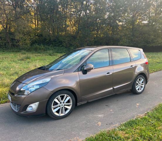 Renault Grand Scenic III 2.0 dCi TÜV neu a...