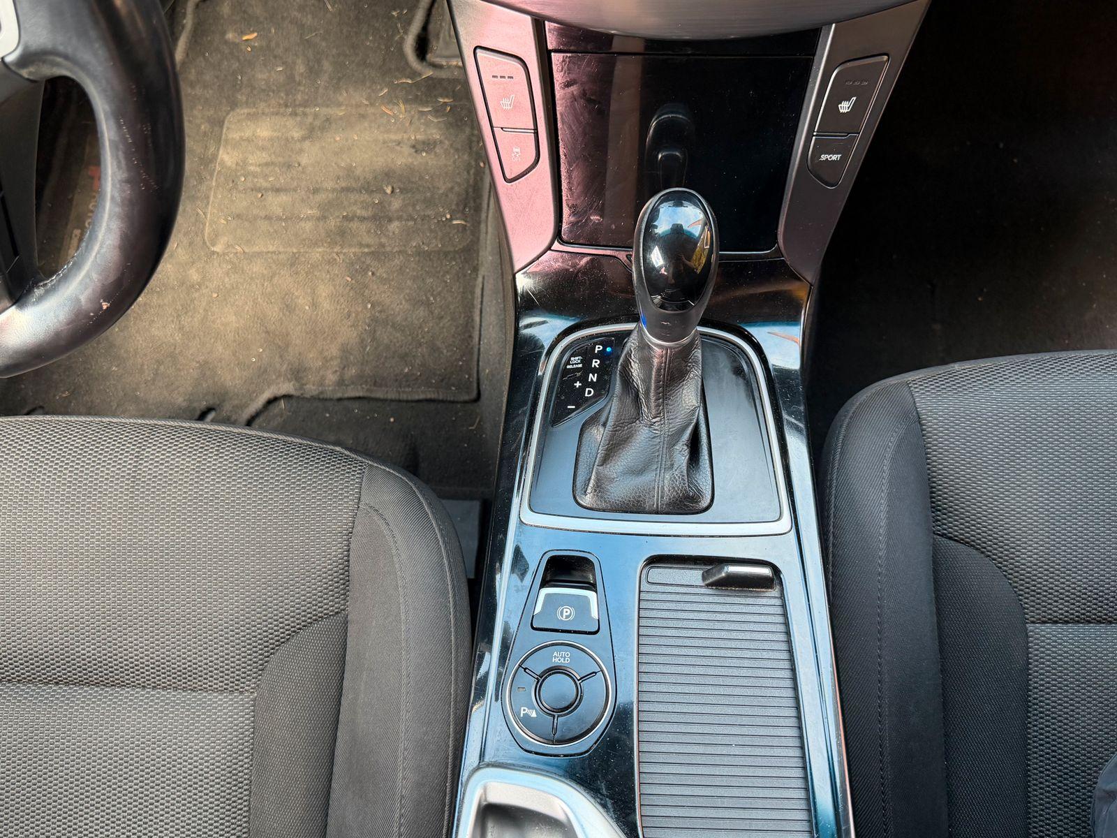 Hyundai i40 2013 — photo 15