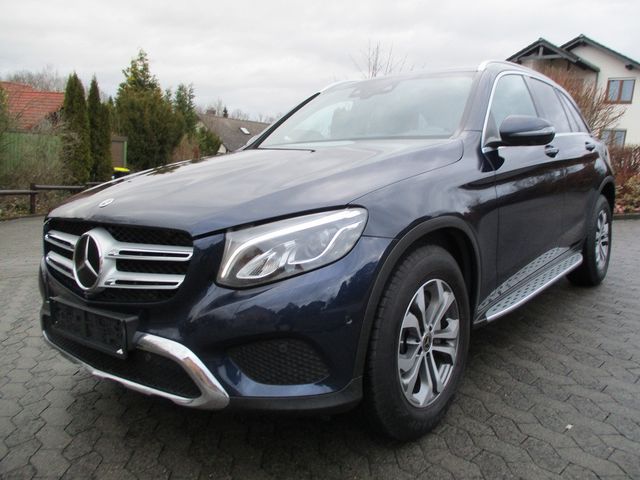 Mercedes-Benz GLC 220 d 4Matic+Vollleder+Head-Up-Display+LED