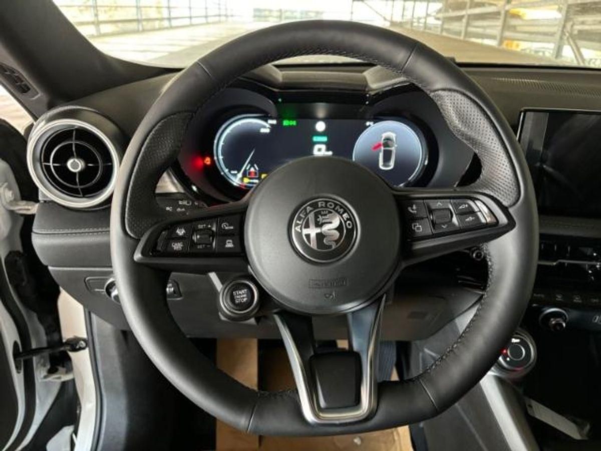 Alfa Romeo Tonale - Bild 13