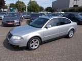 Volkswagen Passat Lim. V6 Highline 4Motion el. SD Xenon SHZ - Volkswagen Passat: 6.4