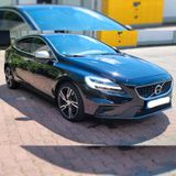 Volvo V40 D3 R-Design - Bj. 2019 - schwarz... - Volvo: S20
