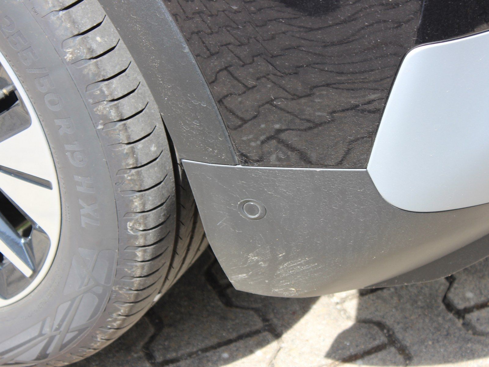 Fahrzeugabbildung Ford Explorer RWD