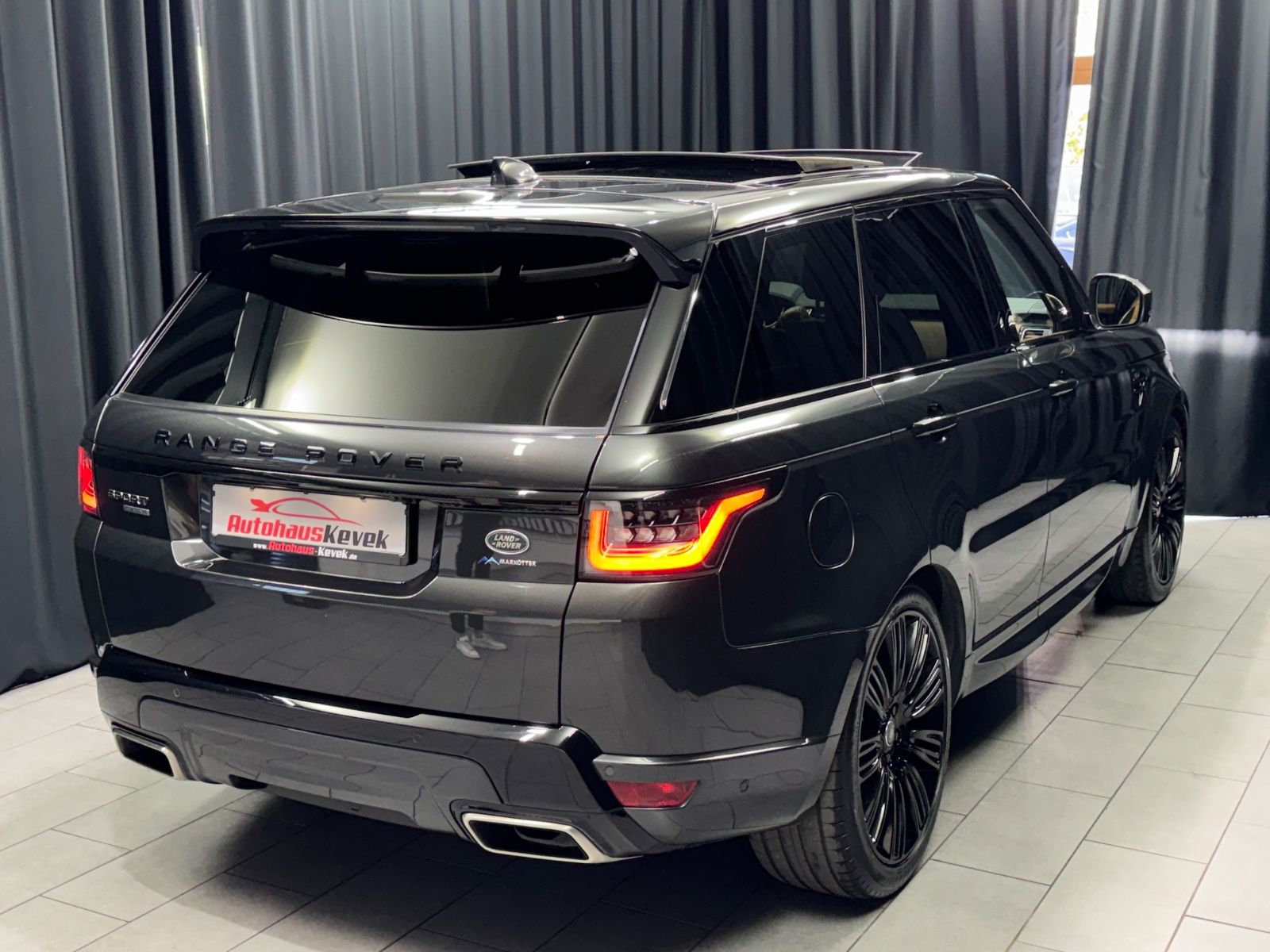 Fahrzeugabbildung Land Rover Range Rover Sport HSE Dynamic|MERIDIAN|360°|HuD