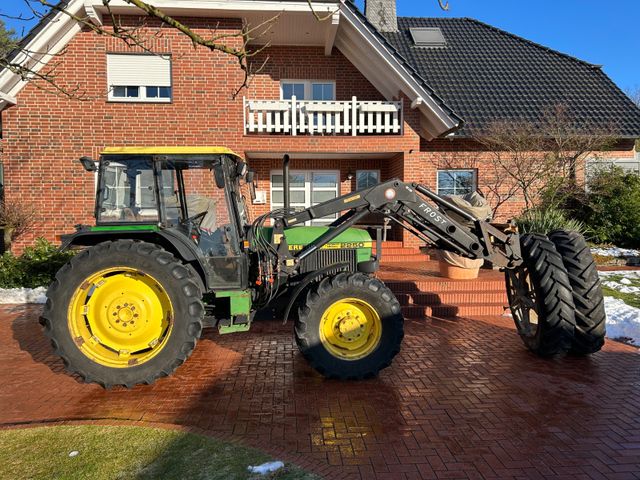 John Deere 2250AS Allrad Frontlader Frost Zwillingsreifen