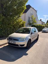Ford Fiesta 1,4 16V Ambiente Ambiente mit TÜV - Ford Fiesta aus 2005: Ambiente
