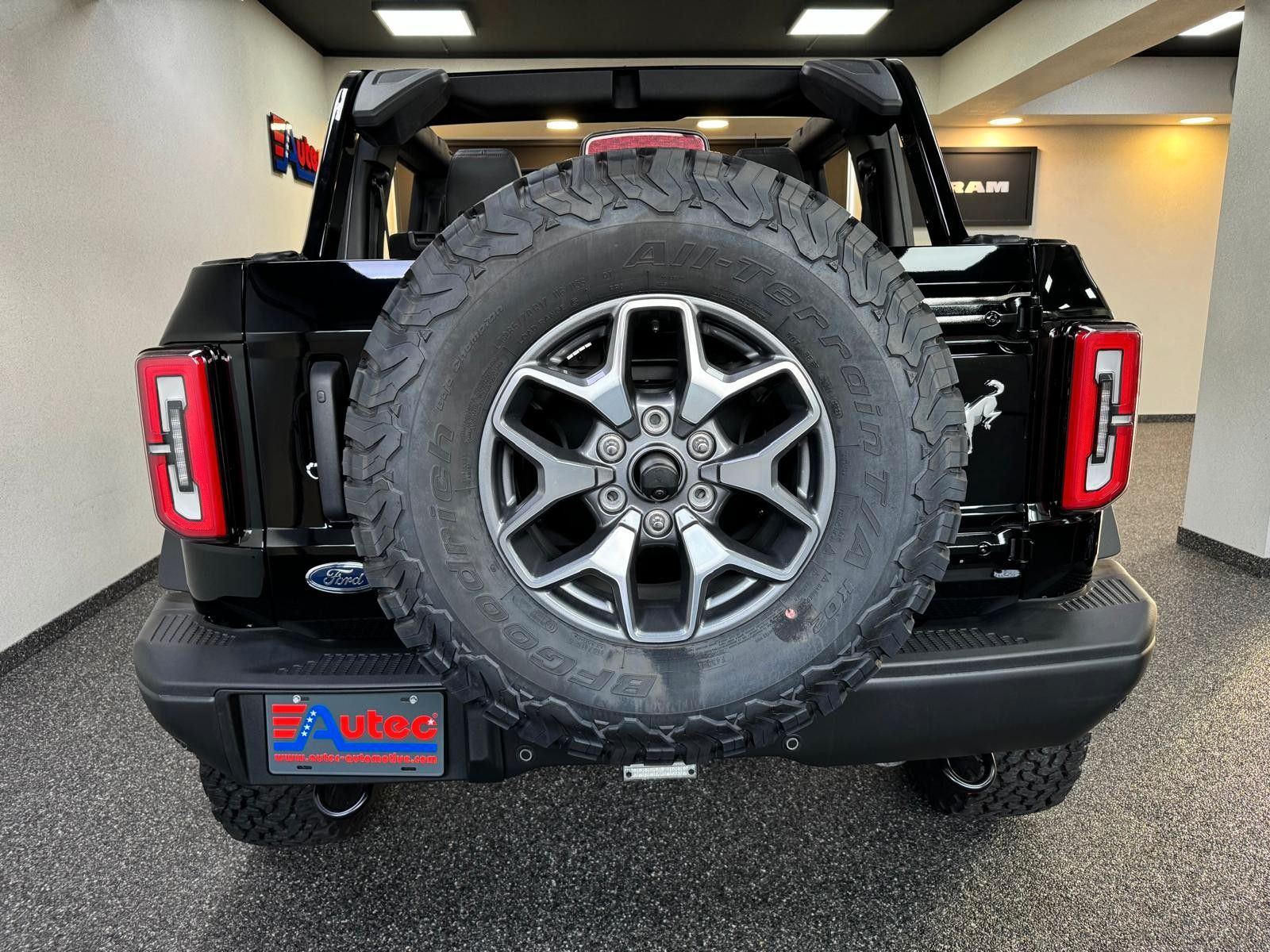 Fahrzeugabbildung Ford BRONCO BADLANDS ADVANCED-ECOBOOST 4x4-FIRST EDIT